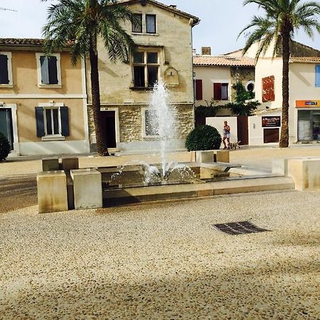 La Maison Sur La Place Эг-Морт Экстерьер фото